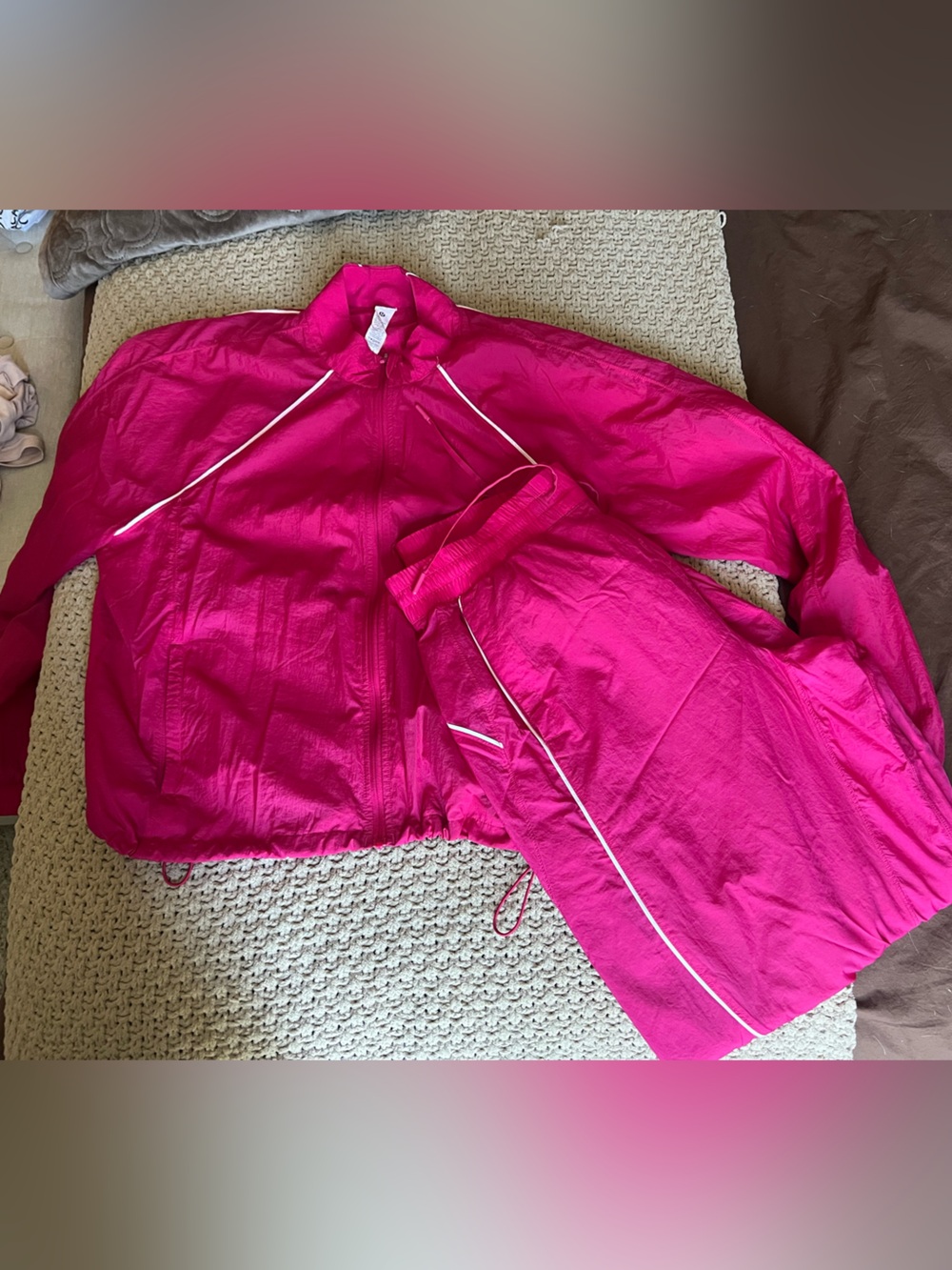 Lululemon License to Train Lightweight Jacket and pants set
